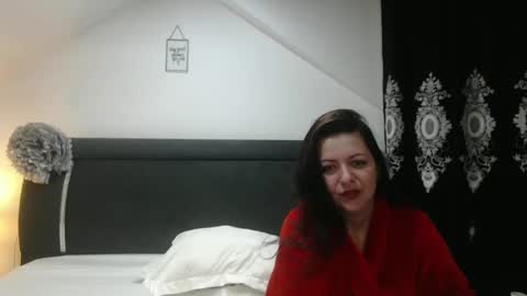 Snapshot of helenhh chatting on March 6, 2025, 10:20 am helenhh online show from March 6, 2025, 10:20 am