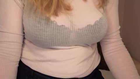 Helen online show from October 4, 2025, 1:25 am