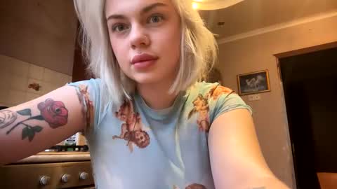 Snapshot of helga_now chatting on January 31, 2025, 1:34 pm helga_now online show from January 31, 2025, 1:34 pm