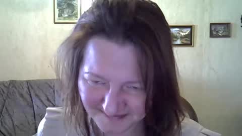 helgacharming online show from February 15, 2026, 9:19 am