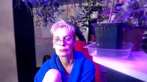 Helga online show from July 25, 2026, 9:12 pm