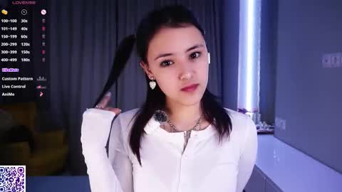 Snapshot of helgamartin chatting on February 13, 2026, 7:54 pm Aurora online show from February 13, 2026, 7:54 pm