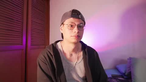 Helio online show from May 17, 2026, 12:52 am