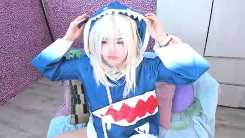 Snapshot of hell_fairy chatting on July 3, 2026, 3:35 am Laura online show from July 3, 2026, 3:35 am