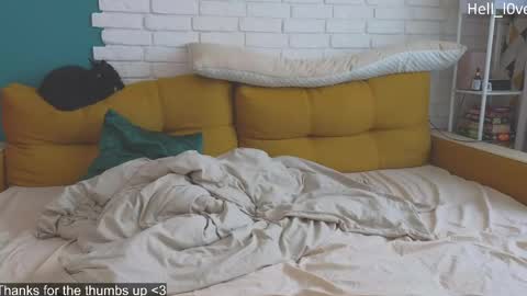 Anastasiia  online show from May 19, 2026, 5:03 am