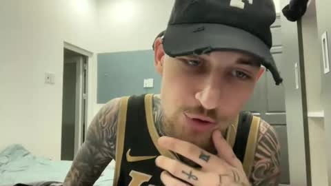 hellacozy online show from November 2, 2025, 5:59 pm