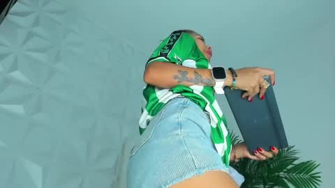 Snapshot of hellen_sky_ chatting on May 23, 2026, 7:07 pm hellen online show from May 23, 2026, 7:07 pm