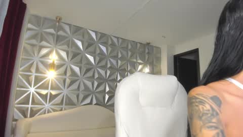 Hellen online show from December 22, 2025, 12:46 pm