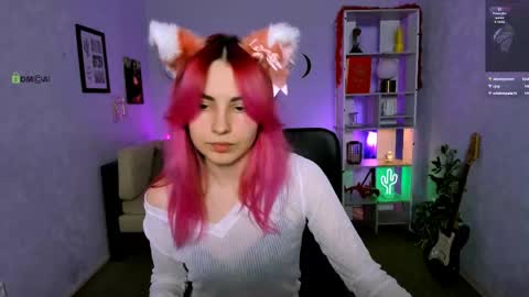 Snapshot of helli_belli chatting on May 1, 2026, 7:18 pm Helli online show from May 1, 2026, 7:18 pm