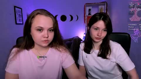 Snapshot of helli_belli chatting on May 6, 2026, 7:19 pm Helli online show from May 6, 2026, 7:19 pm