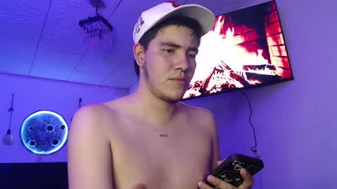 Call me Mike-----INSTAGRAM hellofmike INDEPENDENT MODEL online show from December 31, 2024, 11:39 pm