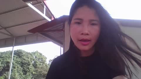 hello_mie online show from April 9, 2026, 7:47 am