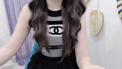 hellokitty_sexy online show from May 8, 2026, 12:27 am