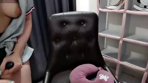 hellokitty_sexy online show from July 7, 2026, 7:23 am