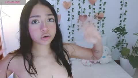 hellokitty_valery1 online show from April 6, 2026, 4:46 am