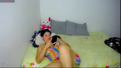 Snapshot of helloo_kityy25 chatting on July 20, 2026, 2:37 am helloo_kityy25 online show from July 20, 2026, 2:37 am