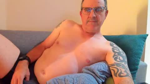 hempie1973 online show from June 7, 2026, 1:04 pm
