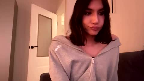 Eva online show from March 21, 2026, 8:30 am