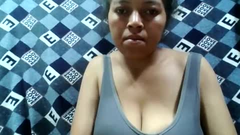 henitsaldy online show from September 14, 2025, 2:38 pm