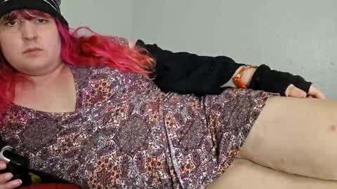 Snapshot of henmasterson chatting on February 8, 2026, 7:39 pm henmasterson online show from February 8, 2026, 7:39 pm