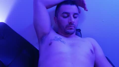 HENNIDRIP online show from January 11, 2026, 5:45 am