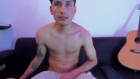 Snapshot of henrik_senn chatting on April 4, 2026, 11:24 pm henrik_senn online show from April 4, 2026, 11:24 pm