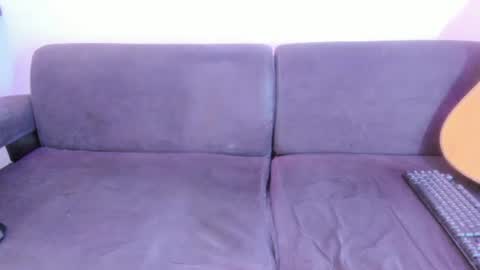 henrik_senn online show from July 16, 2026, 9:48 am