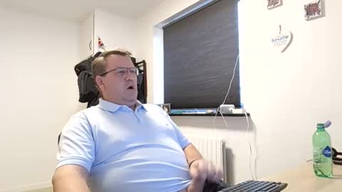 henrikrp1971 online show from January 18, 2025, 11:32 am