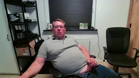 henrikrp1971 online show from May 14, 2026, 8:26 pm