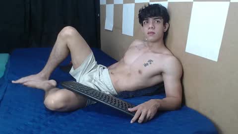 Snapshot of henry_gandy chatting on February 5, 2025, 1:00 pm HENRY GANDY online show from February 5, 2025, 1:00 pm