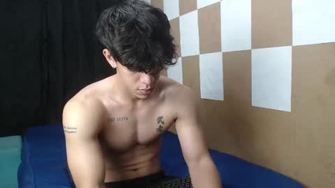 Snapshot of henry_gandy chatting on February 6, 2025, 4:36 pm HENRY GANDY online show from February 6, 2025, 4:36 pm