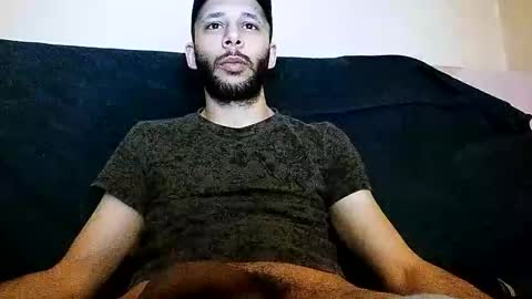 HenryAxe online show from February 6, 2025, 3:06 am