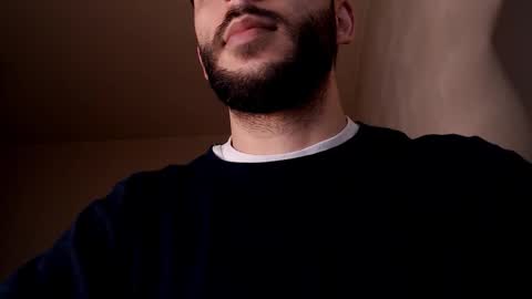 Snapshot of henryaxe chatting on February 10, 2026, 10:52 am HenryAxe online show from February 10, 2026, 10:52 am