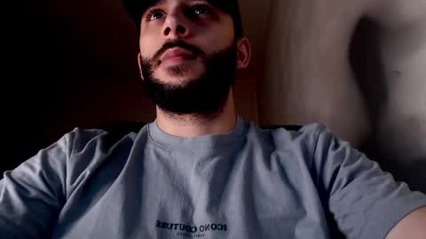 Snapshot of henryaxe chatting on February 17, 2026, 12:56 pm HenryAxe online show from February 17, 2026, 12:56 pm