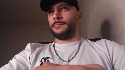 HenryAxe online show from May 23, 2026, 5:06 pm