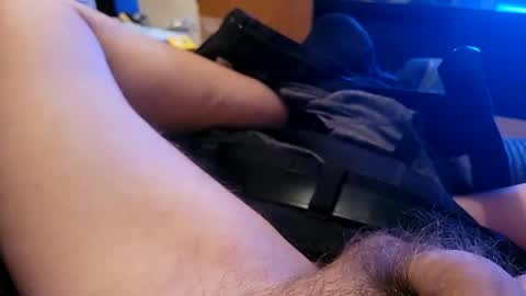 Snapshot of henrybones2021 chatting on January 13, 2025, 5:44 pm Henrybones online show from January 13, 2025, 5:44 pm