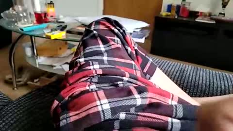 Snapshot of henrybones2021 chatting on October 25, 2025, 8:22 am Henrybones online show from October 25, 2025, 8:22 am