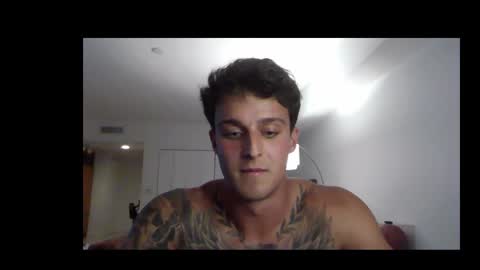 Snapshot of henrydesanti chatting on April 14, 2026, 2:17 am henrydesanti online show from April 14, 2026, 2:17 am