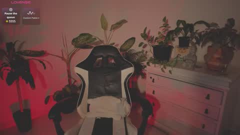 Hello I am Valentina independent Colombian model I love sensuality and pleasure welcome online show from September 21, 2025, 3:41 am