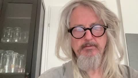 herbiebaby online show from April 10, 2026, 11:26 am