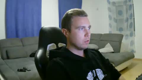 John Pearl online show from March 9, 2025, 8:31 pm