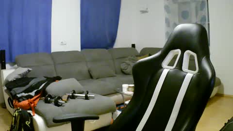 John Pearl online show from September 22, 2025, 6:43 pm