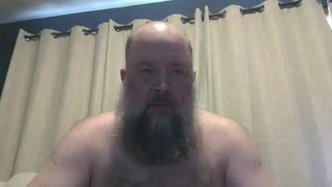 Snapshot of here_for_play chatting on October 9, 2025, 9:35 pm here_for_play online show from October 9, 2025, 9:35 pm