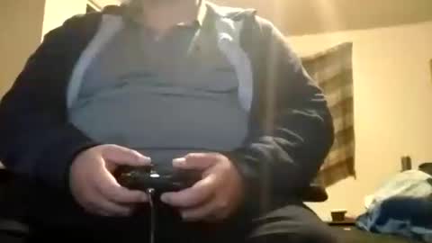 Snapshot of hereforbootyyy chatting on January 10, 2025, 12:04 pm Hereforbootyyyy online show from January 10, 2025, 12:04 pm