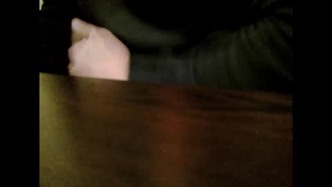 Snapshot of heretost chatting on December 5, 2024, 11:27 am mr D online show from December 5, 2024, 11:27 am