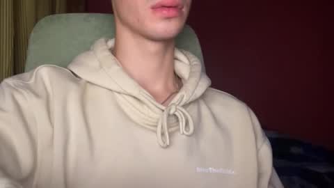 herewegoagain_xd online show from November 12, 2025, 5:13 pm