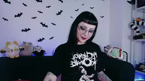 Snapshot of herinfernalmajesty chatting on July 16, 2026, 2:06 am Marie online show from July 16, 2026, 2:06 am