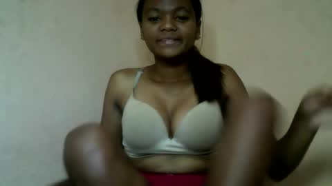 Snapshot of herisse01 chatting on June 6, 2026, 7:51 pm herisse01 online show from June 6, 2026, 7:51 pm