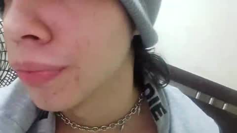 Snapshot of herlw chatting on November 21, 2025, 8:46 am Herlw online show from November 21, 2025, 8:46 am