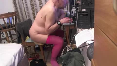 mature online show from March 2, 2026, 6:25 am